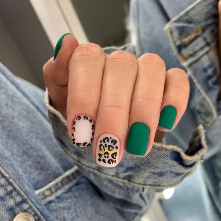 22 Ideas Summer Breeze: A Whirlwind of Short Nail Design Trends for 2024