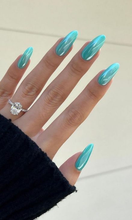 Summer Chrome Nails 2024: The Dazzling Trend You Can't Miss