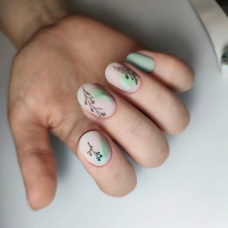 21 Ideas Summer Blossoms: A Manicurist's Guide to Seasonal Nail Art Trends for 2024