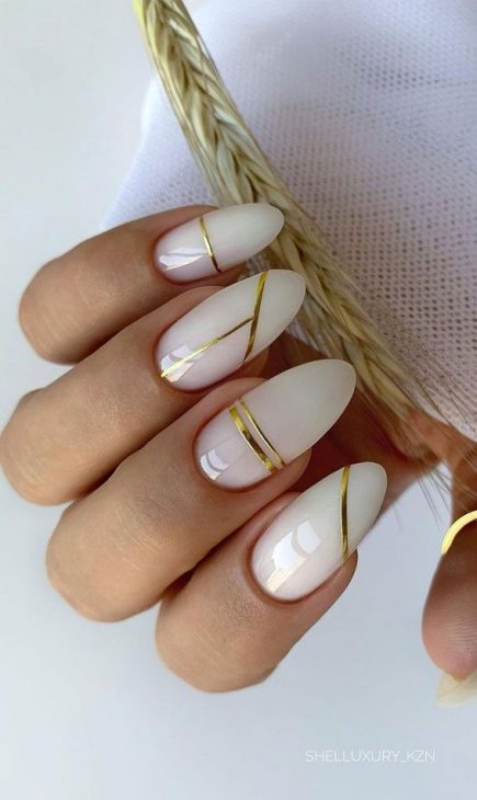 20 Ideas The Chic Appeal of Summer White Nails 2024