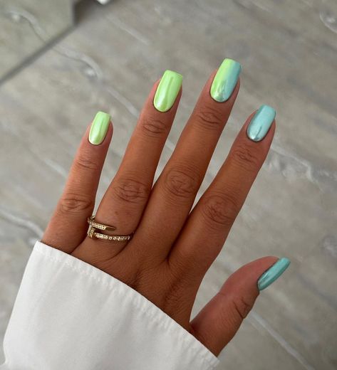 Summer Chrome Nails 2024: The Dazzling Trend You Can't Miss