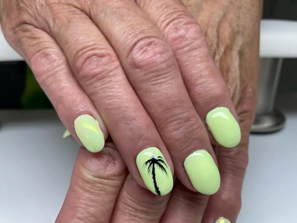 22 Ideas Summer Palm Tree Nail Designs to Elevate Your Style in 2024