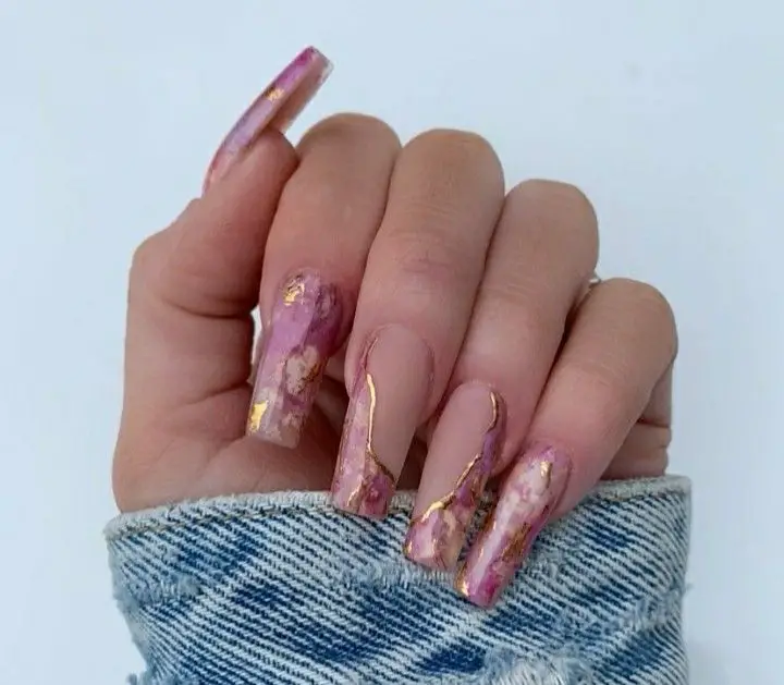 21 Ideas Unveiling the Chic of Summer Coffin Nails 2024