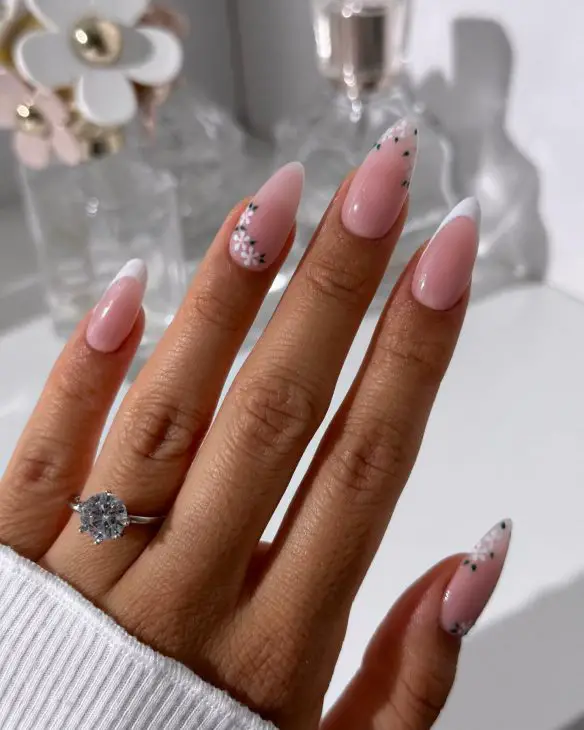 21 Ideas Summer Blossoms: A Manicurist's Guide to Seasonal Nail Art Trends for 2024