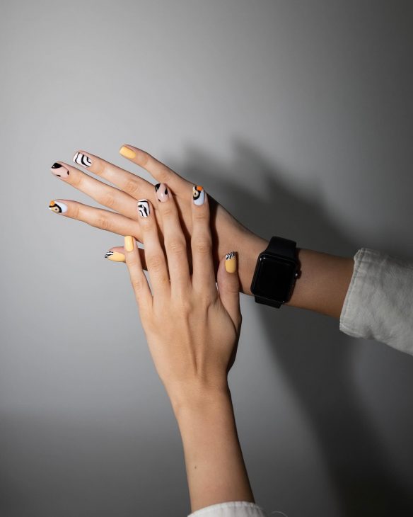 20 Ideas The Chic Appeal of Summer White Nails 2024