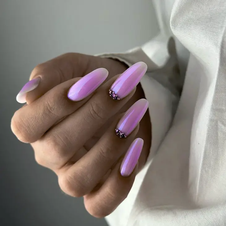 22 Ideas Summer 2024 Nail Trends: Bold Hues - Elegant Artistry