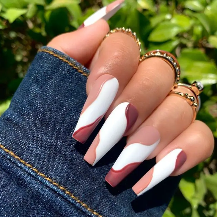 21 Ideas Unveiling the Chic of Summer Coffin Nails 2024