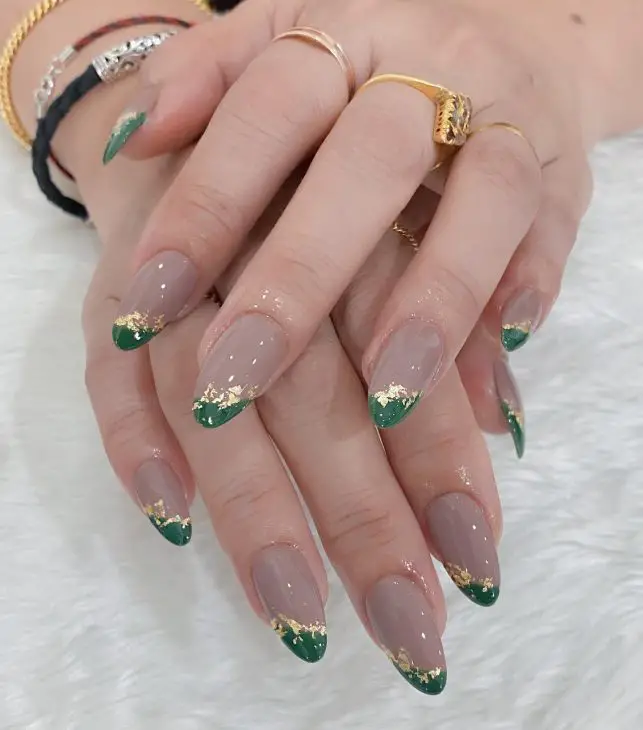 20 Refreshing Mint Green Nail Designs for Summer 2024