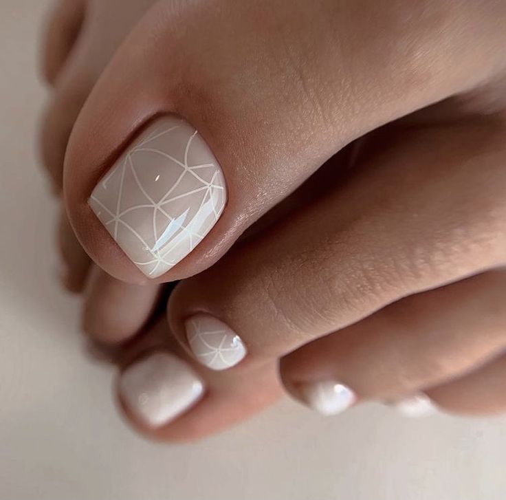 20 Ideas Stylish Summer Soiree: White Toe Nail Designs for 2024