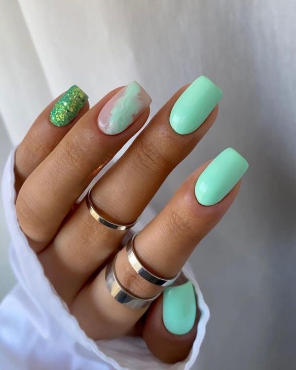 20 Refreshing Mint Green Nail Designs for Summer 2024