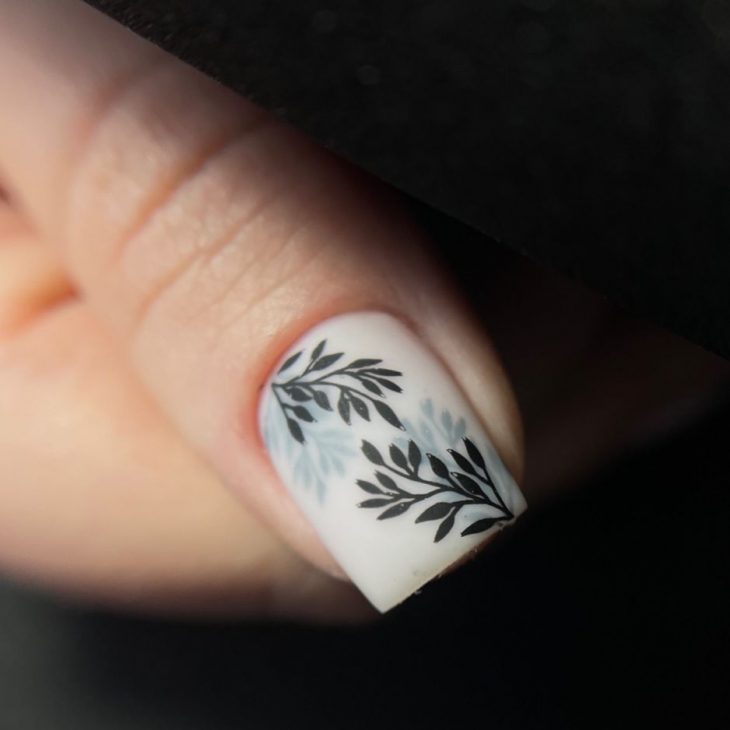 June 2024 Nail Trends: 21 Stylish Designs to Elevate Your Look