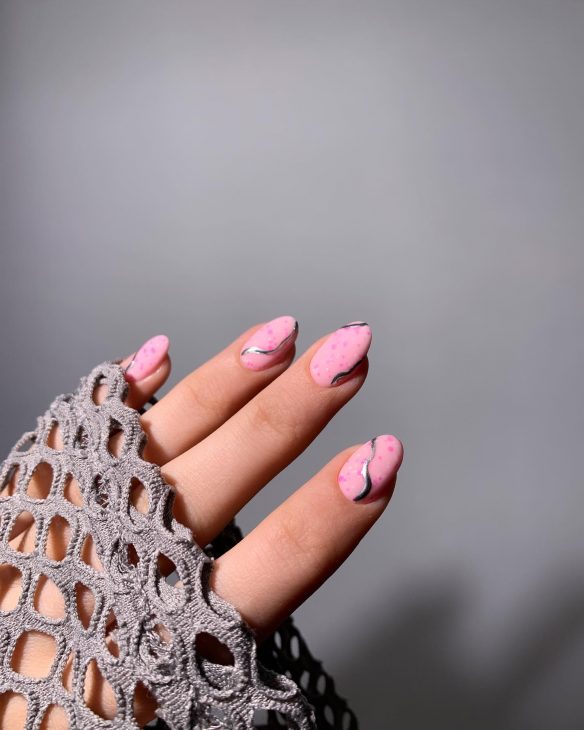 Summer Nail Colors 2024: Top 21 Trending Ideas and How to Achieve Them