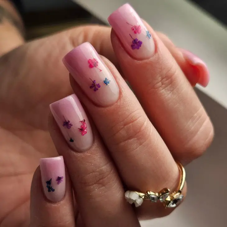 21 Ideas Summer Blossoms: A Manicurist's Guide to Seasonal Nail Art Trends for 2024