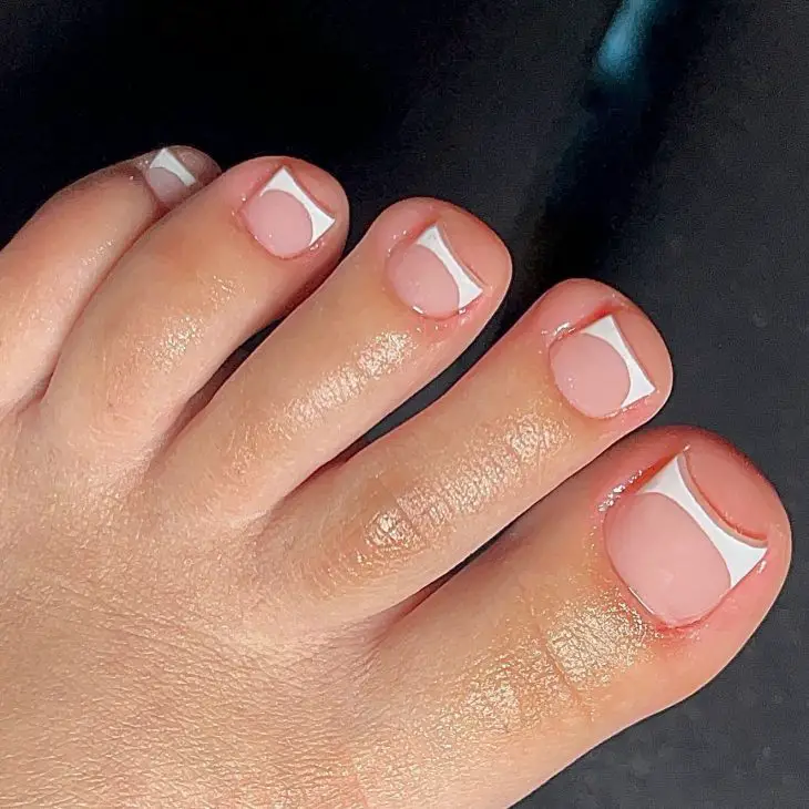 21 Ideas Sunny Delights: Toe Nail Color Trends for Summer 2024