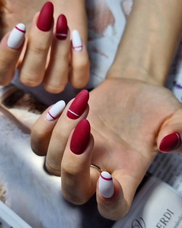 22 Simple Summer Nail Designs for 2024: Trends, Tips, and Eco-Friendly Styles