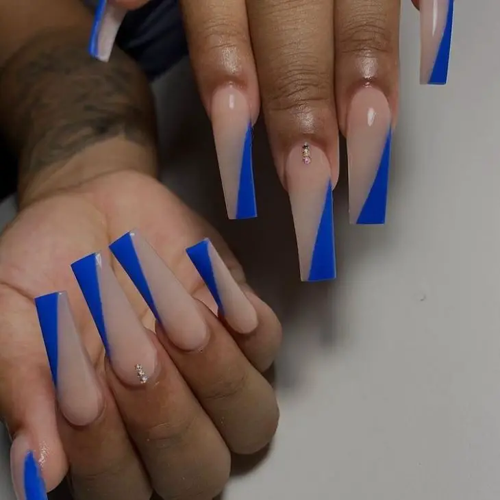 Stunning Blue Summer Nails Ideas for 2024: Shapes, Designs, and DIY Tips