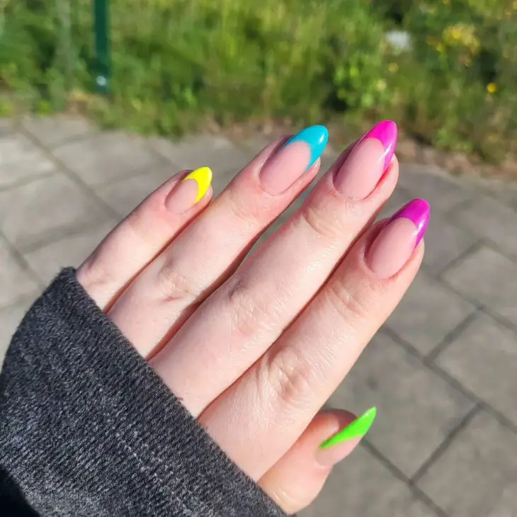 20 Vibrant Summer Neon French Nail Ideas to Brighten Your 2024