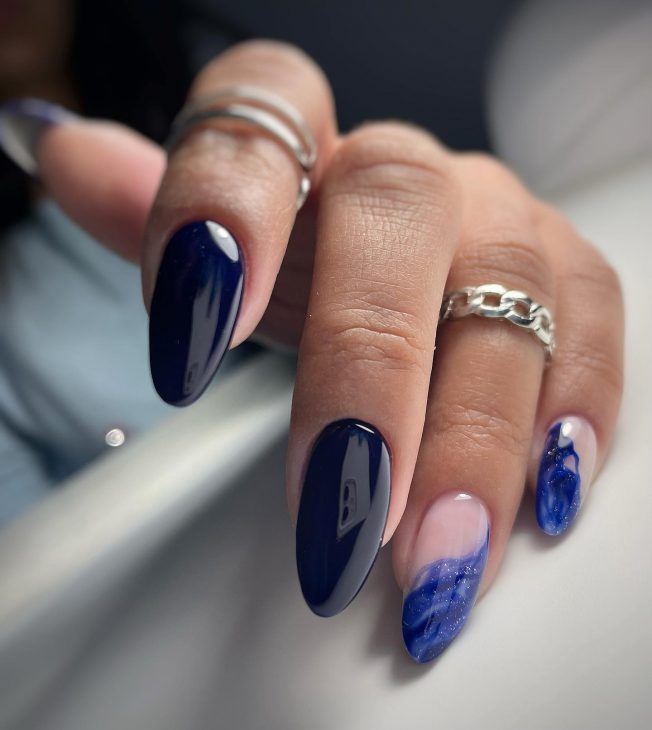 Stylish Summer Almond Nails 2024: Top 21 Trendsetting Designs