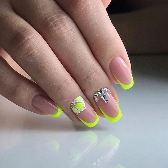 20 Ideas Funky Summer Nails 2024: Unleash Your Creative Side