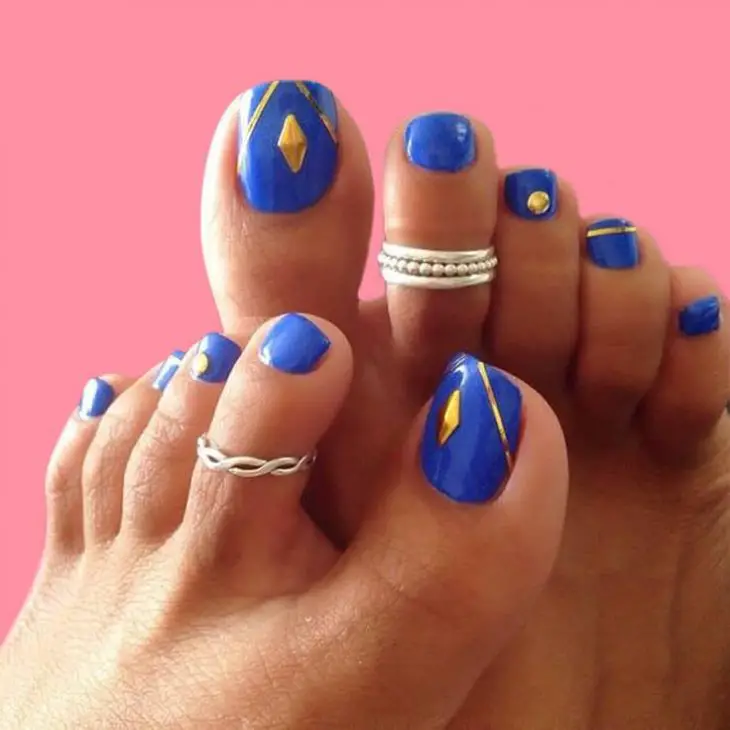 Beach Summer Toe Nails 2024: The Ultimate Style Guide for Your Feet in the Sand