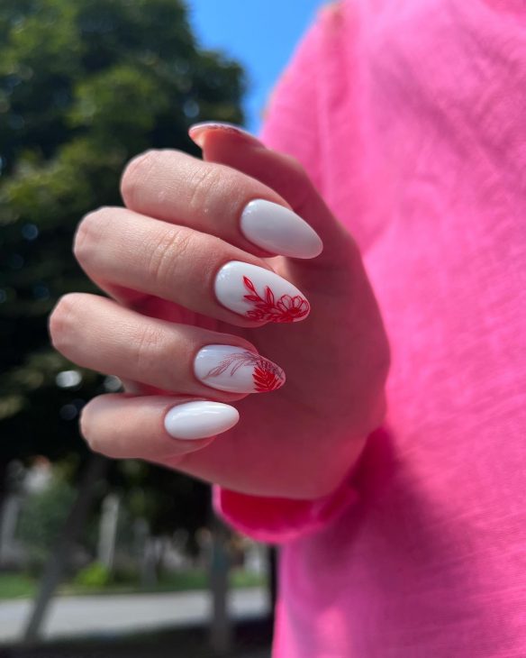 21 Must-Try Summer Nail Trends for 2024: From Simple Elegance to Bold Acrylics