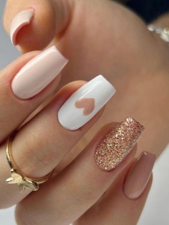 20 Ideas Subtle Elegance: Summer Neutral Nails 2024