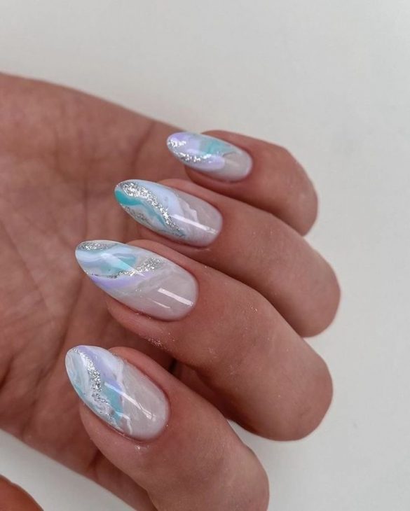 Elevate Your Style: Cloud-Inspired Nails Perfect for Any Getaway