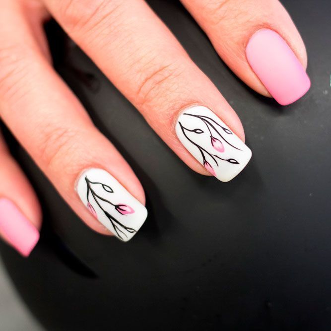 Stunning Graduation Nails 2024: Elegant and Trendy Ideas