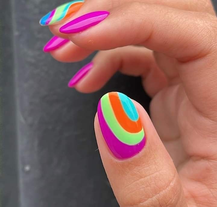 20 Trendsetting Neon Summer Nails Designs for 2024