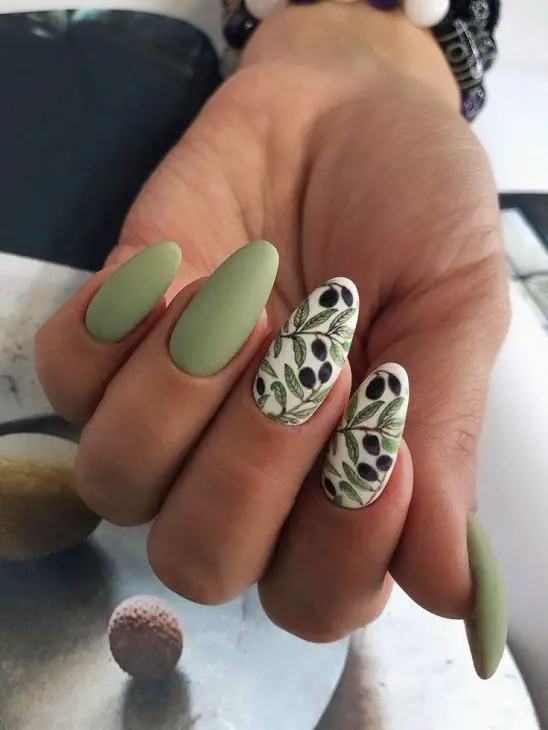 20 Stunning Mother's Day Nails Ideas for 2024