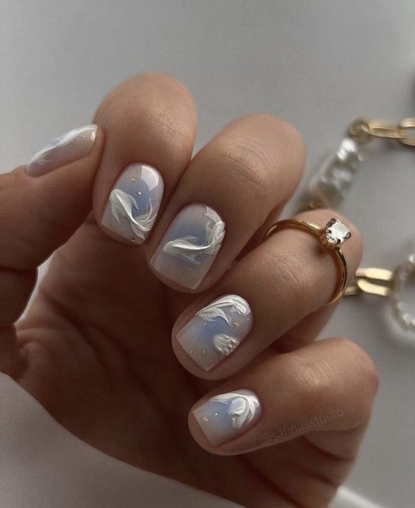 Elevate Your Style: Cloud-Inspired Nails Perfect for Any Getaway