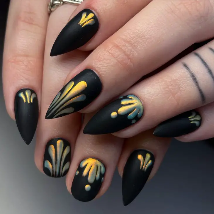 Black Summer Nails 2024: Bold, Beautiful, and Trendy