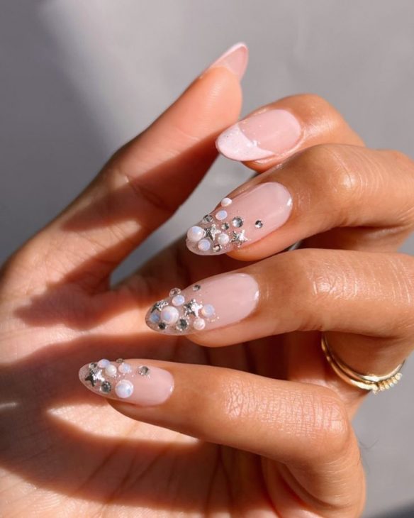 20 Dazzling Rhinestone Summer Nail Ideas for a Sparkling 2024