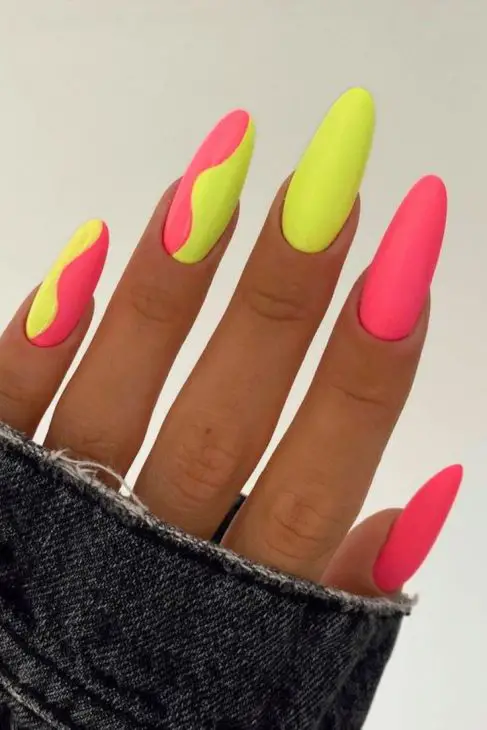 20 Trendsetting Neon Summer Nails Designs for 2024