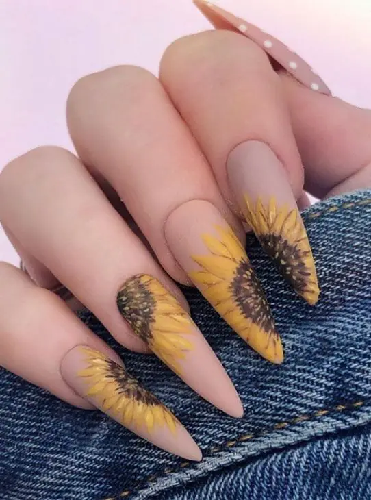 20 Stunning Summer Sunflower Nail Designs for 2024: Bright, Bold, and Beautiful Ideas