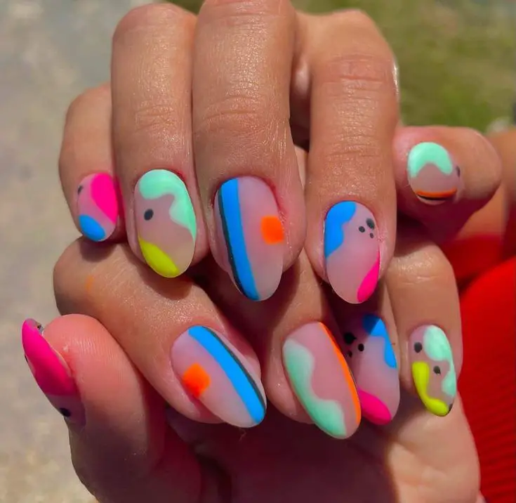 Summer Round Nails 2024: Your Ultimate Guide to Chic and Cute Nail Designs