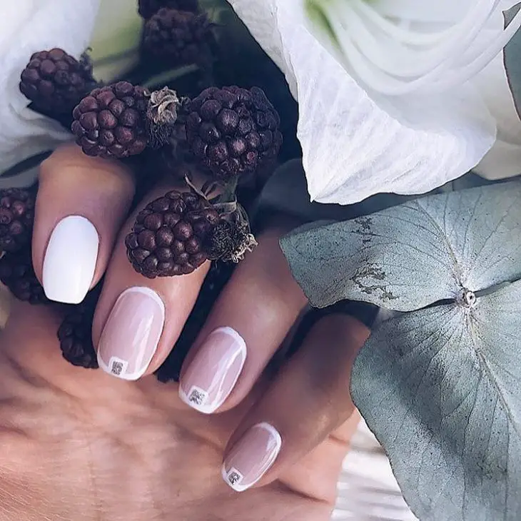 Chic and Simple: 20 Must-Try Nude Summer Nail Designs for 2024