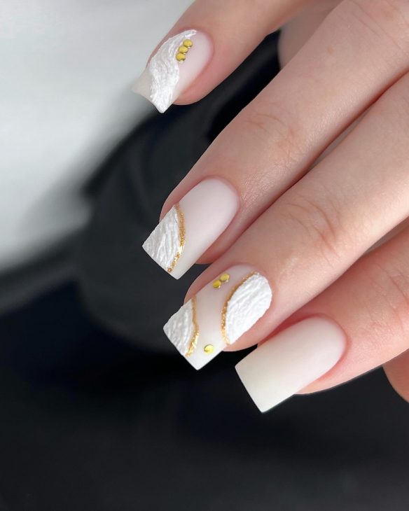 21 Must-Try Summer Nail Trends for 2024: From Simple Elegance to Bold Acrylics