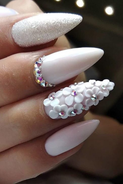 20 Dazzling Rhinestone Summer Nail Ideas for a Sparkling 2024