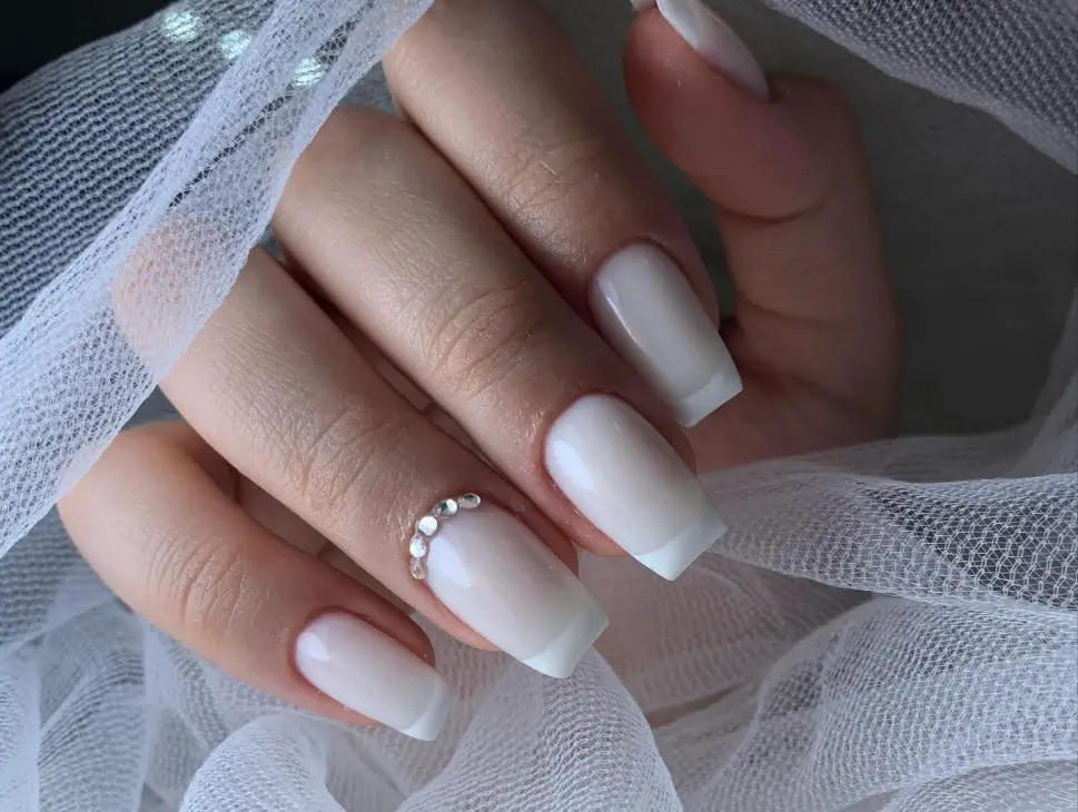 21 Summer White Nail Designs for 2024: Trendy, Simple, and Cute Ideas