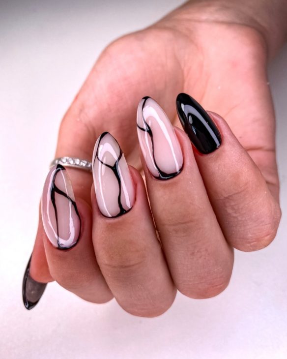 Stylish Summer Almond Nails 2024: Top 21 Trendsetting Designs