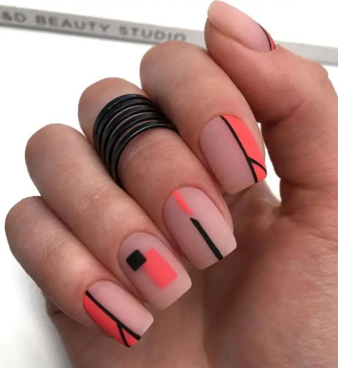 20 Stunning Ideas for Summer Short Coffin Nails: Cute, Trendy, and Easy Designs for 2024