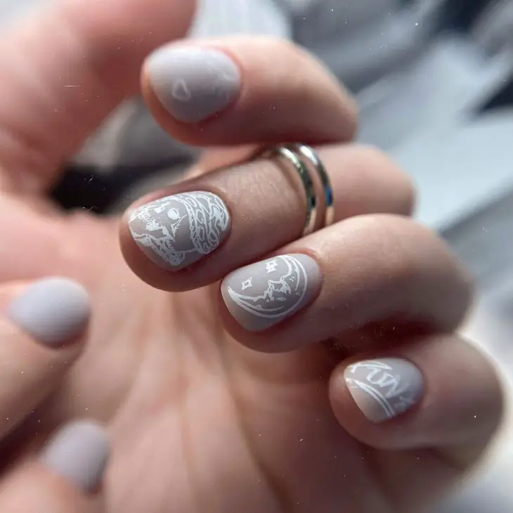 21 Stunning Short Oval Shaped Nail Ideas for Summer 2024