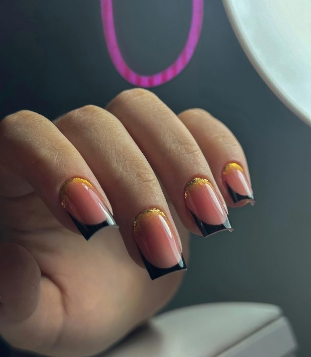 21 Must-Try Summer Nail Trends for 2024: From Simple Elegance to Bold Acrylics