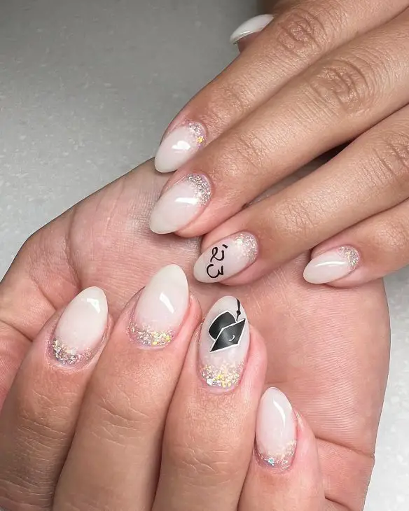 Stunning Graduation Nails 2024: Elegant and Trendy Ideas