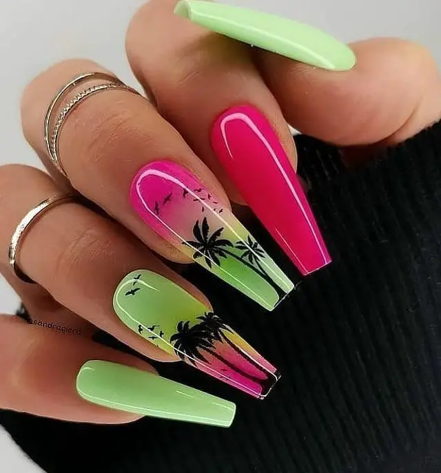 20 Ideas Stunning Beach Nails Designs - Colors for Summer 2024