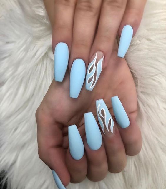 Stunning Blue Summer Nails Ideas for 2024: Shapes, Designs, and DIY Tips