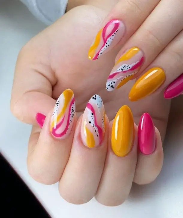 Stylish Summer Almond Nails 2024: Top 21 Trendsetting Designs