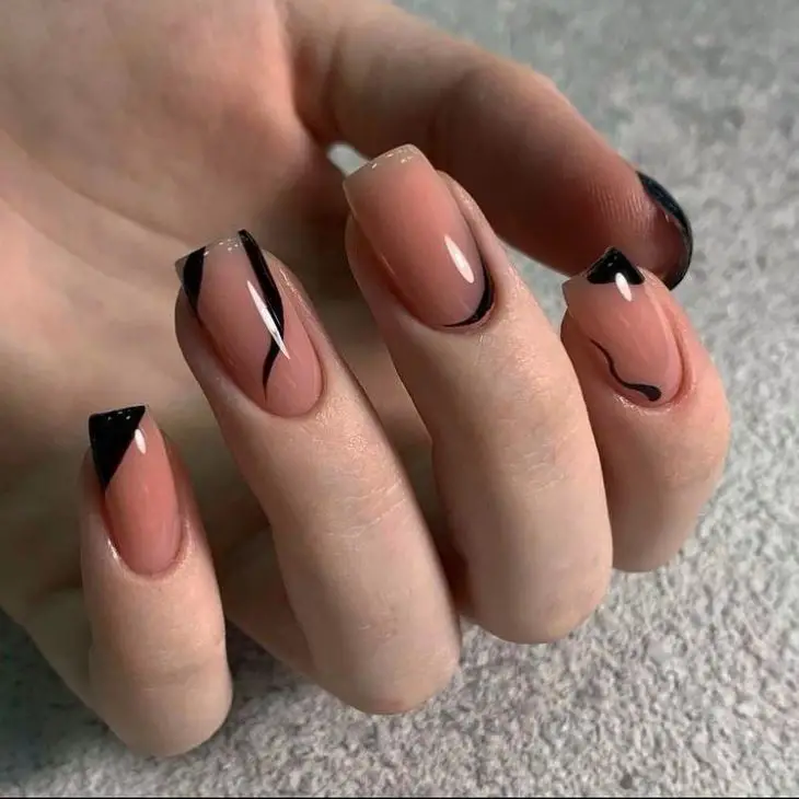 21 Classy Summer Nail Ideas 2024: Simple Chic, Elegant Designs