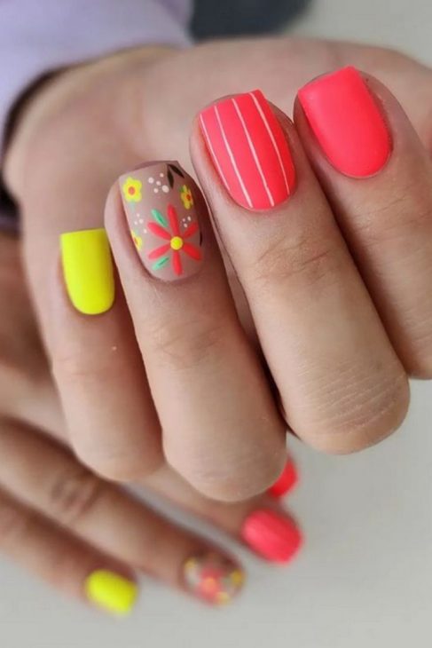 Summer Coral Nails 2024: Trendy Designs, DIY Tips, and Style Insights